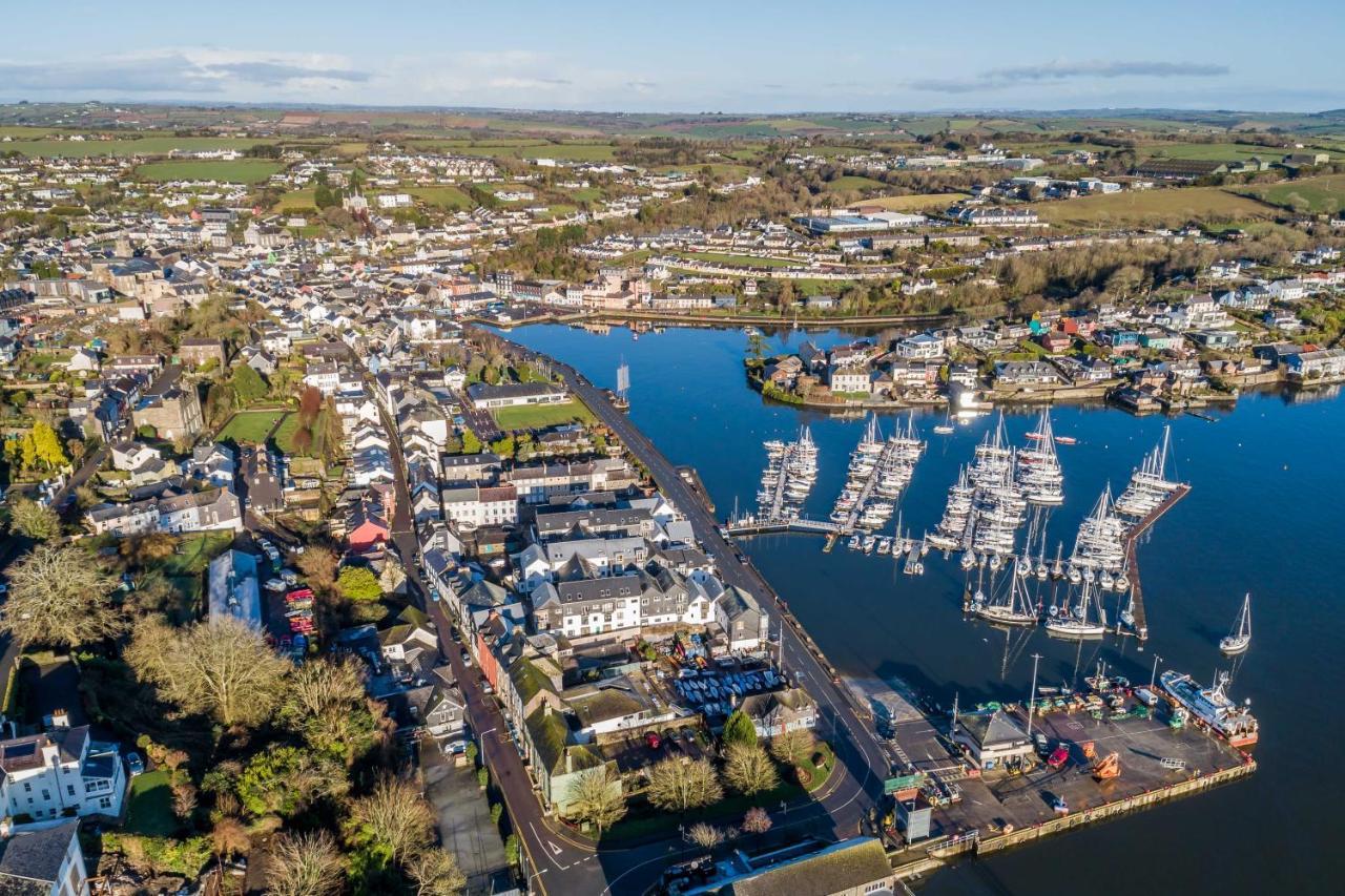 The Town House Kinsale, Hosted By Exquisite Holiday Homes, Sleeps 16 Eksteriør billede